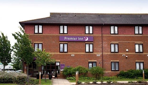 Premier Inn 헌팅던 외부 사진